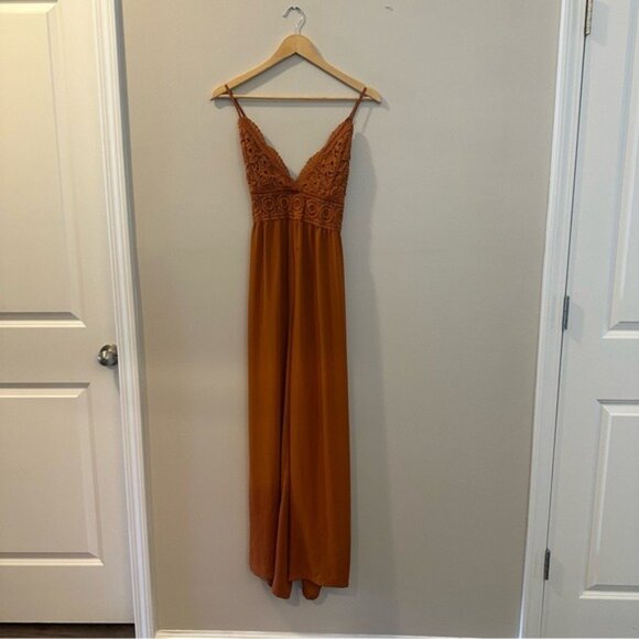 Blashe Burnt Orange Crochet Cross-Back Halter Wide-Leg Jumpsuit Size Large - Picture 4 of 14